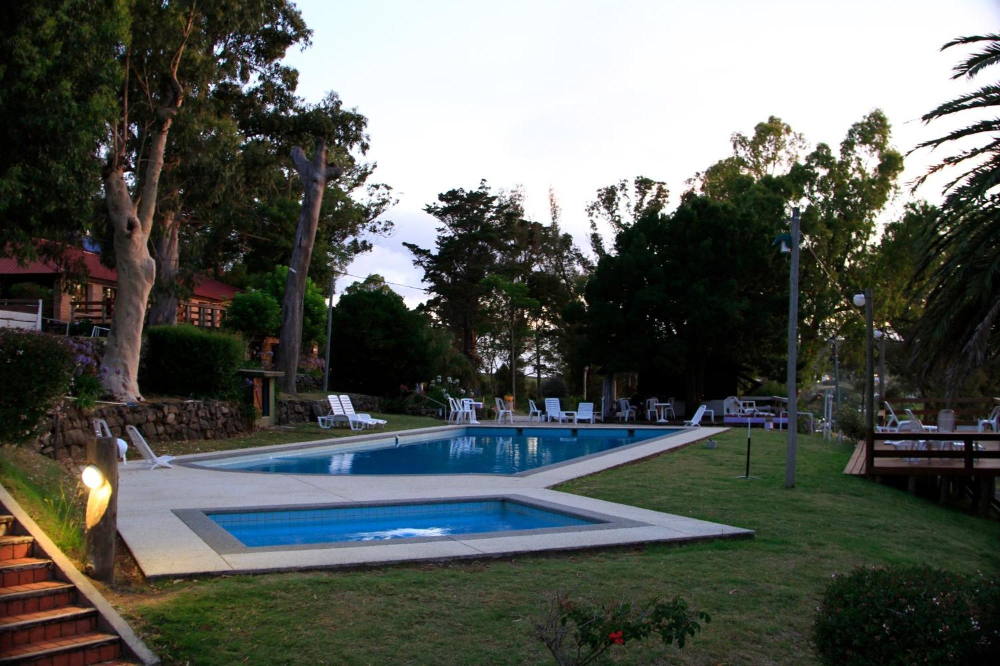 Complejo Laderas Del Cerro Hotel ปีรีอาโปลิส ภายนอก รูปภาพ